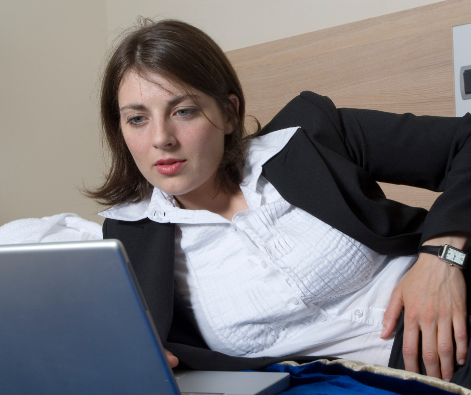 Dấu Hiệu Phụ Nữ Có Nhu Cầu Sinh Lý Cao