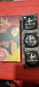 Bao Cao Su Gân Gai Feel 4in1 Kéo Dài Thời Gian 8 Bao cao su Feel 4 in 1 vỏ bao bì mới màu đen