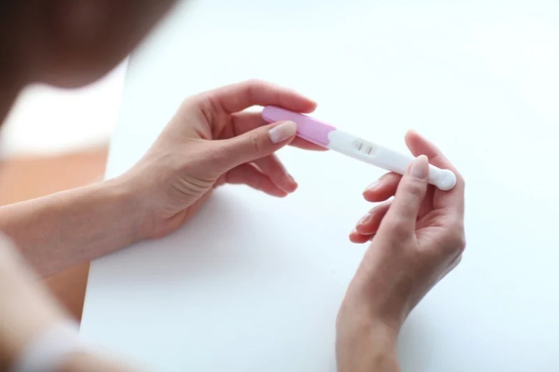 Sợ Có Thai Ngoài Ý Muốn: Cách Xử Lý và Phòng Ngừa Hiệu Quả 5 co thai ngoai y muon phai lam sao 2