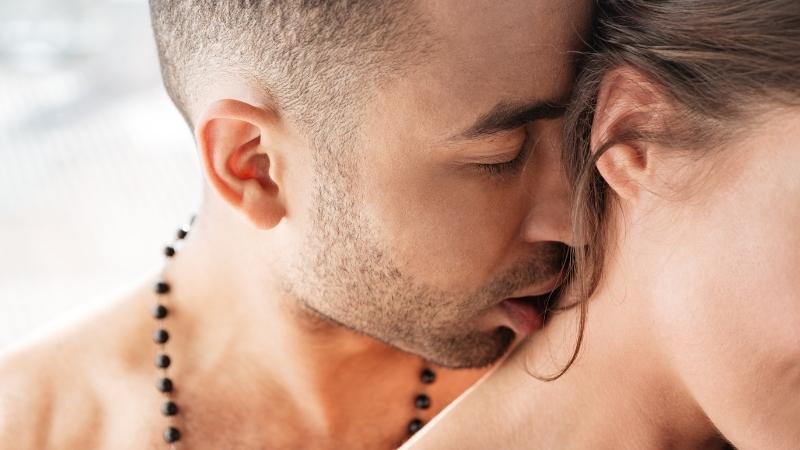 Bí Quyết "Thôi Miên" Nàng, Khiến Nàng Chủ Động Đòi Yêu Say Đắm 42 y nghia nu hon 7 vi tri trao nu hon cua cac cap doi 202206300737092877