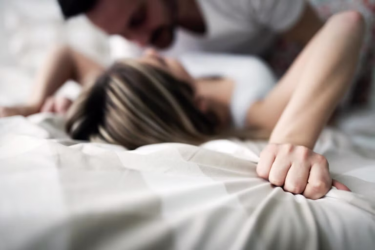 Bí Quyết "Làm Tình Lâu Ra": 10 Phương Pháp Đỉnh Cao Cho Cuộc Yêu Thăng Hoa 9 10 Phương Pháp "Làm Tình Lâu Ra" Hiệu Quả Bất Ngờ