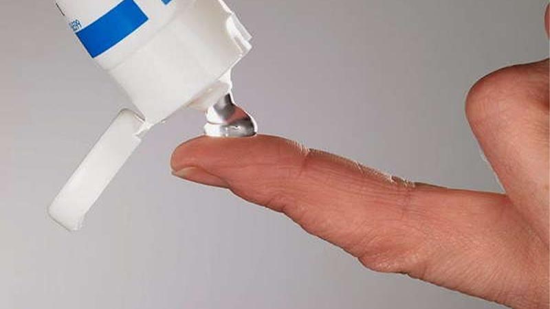 Cách Sử Dụng Gel Bôi Trơn Đúng Cách Để Cuộc Yêu Thêm Thăng Hoa 8 gel boi tron la gi cach dung va luu y khi su dung gel boi tron 202201031533501553