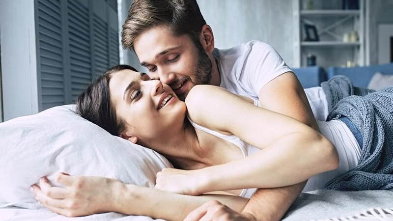 “Đừng bỏ qua 5 lợi ích của việc quan hệ tình dục – Điều số 3 sẽ khiến bạn muốn áp dụng ngay tối nay!” 2 goc gioi tinh quan he tinh duc an toan va nhung dieu can biet 0 5ac7b9c0d6